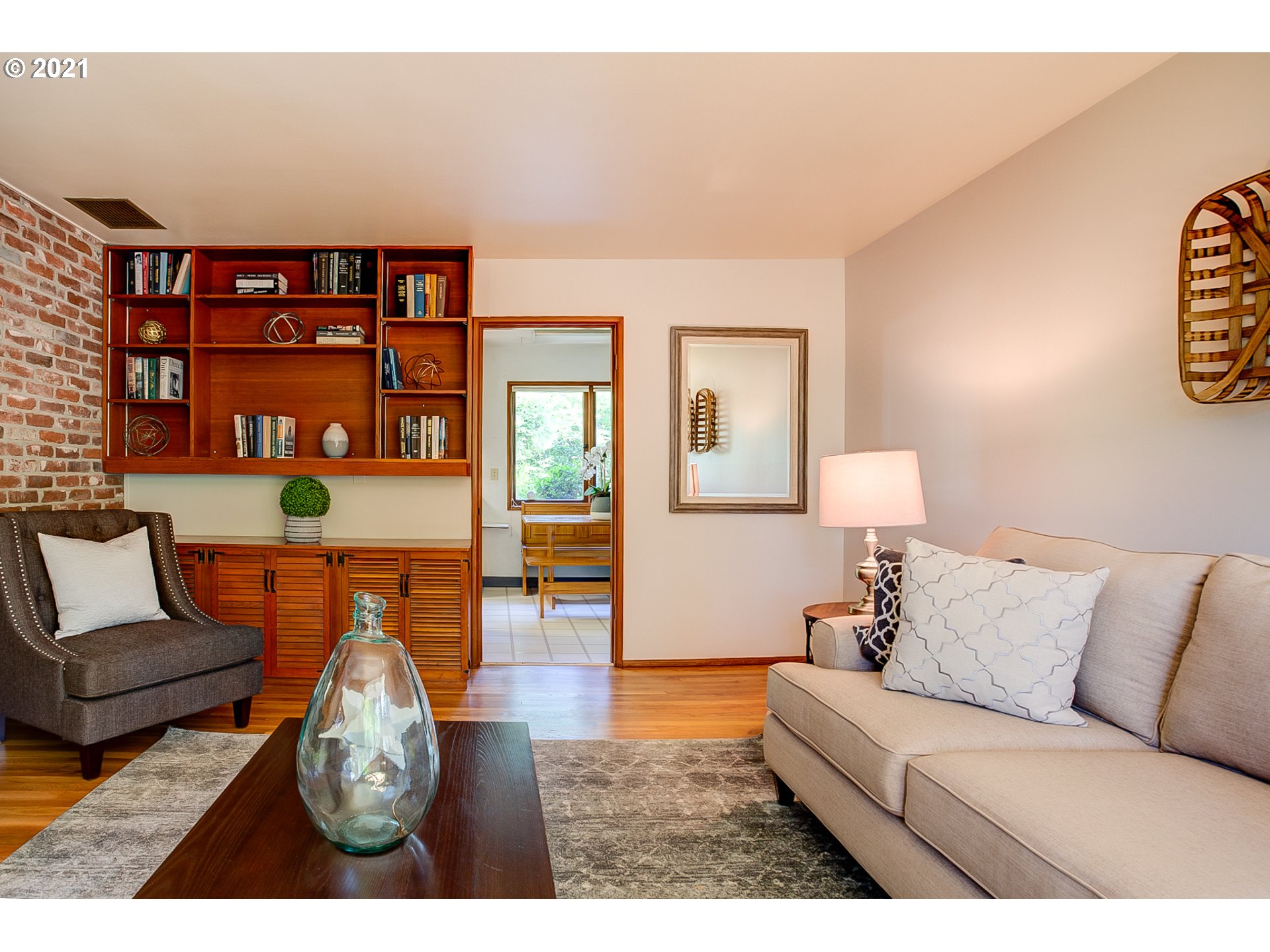 6775 Southwest Dover Street Portland, OR 97225 - Photo 4 of 32 Gallery Image 4
