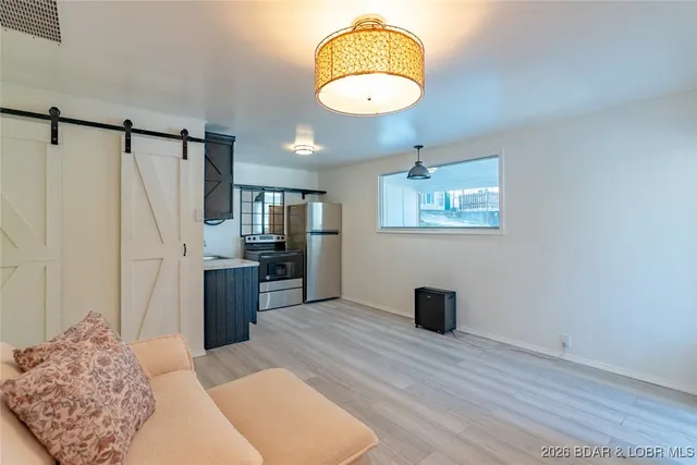 $199,000 | 53 H And A Lane, Roach, MO 65787