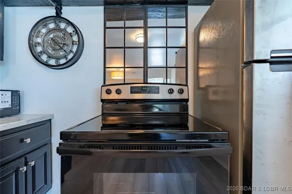 $199,000 | 53 H And A Lane, Roach, MO 65787