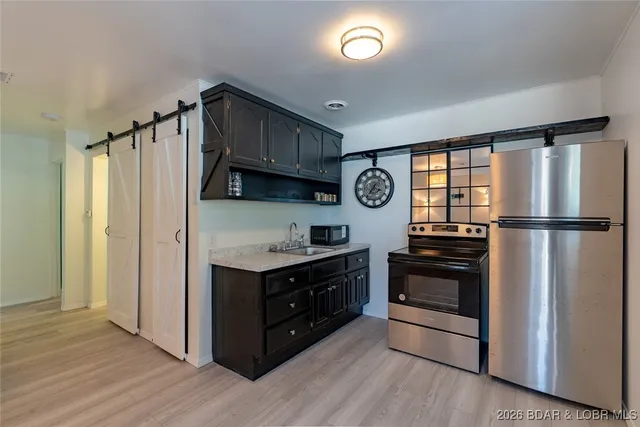 $199,000 | 53 H And A Lane, Roach, MO 65787