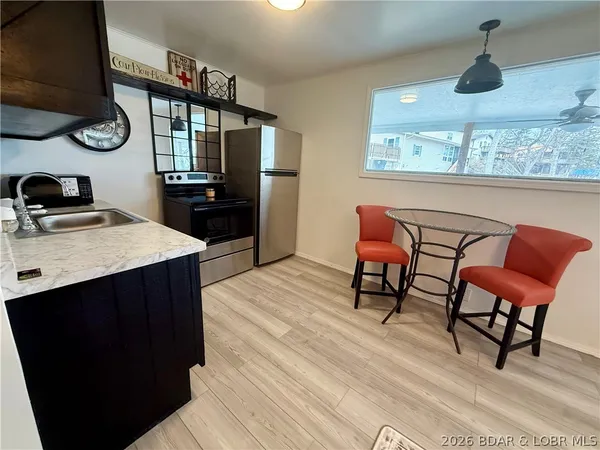 $199,000 | 53 H And A Lane, Roach, MO 65787