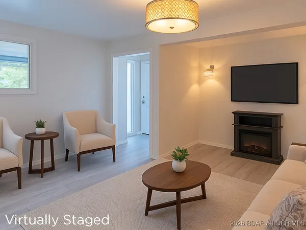 $199,000 | 53 H And A Lane, Roach, MO 65787