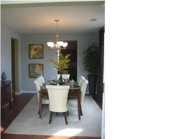 1050 Harbortowne Road Charleston, SC 29412 - Photo 5 of 24 Murray Dining Room (3)