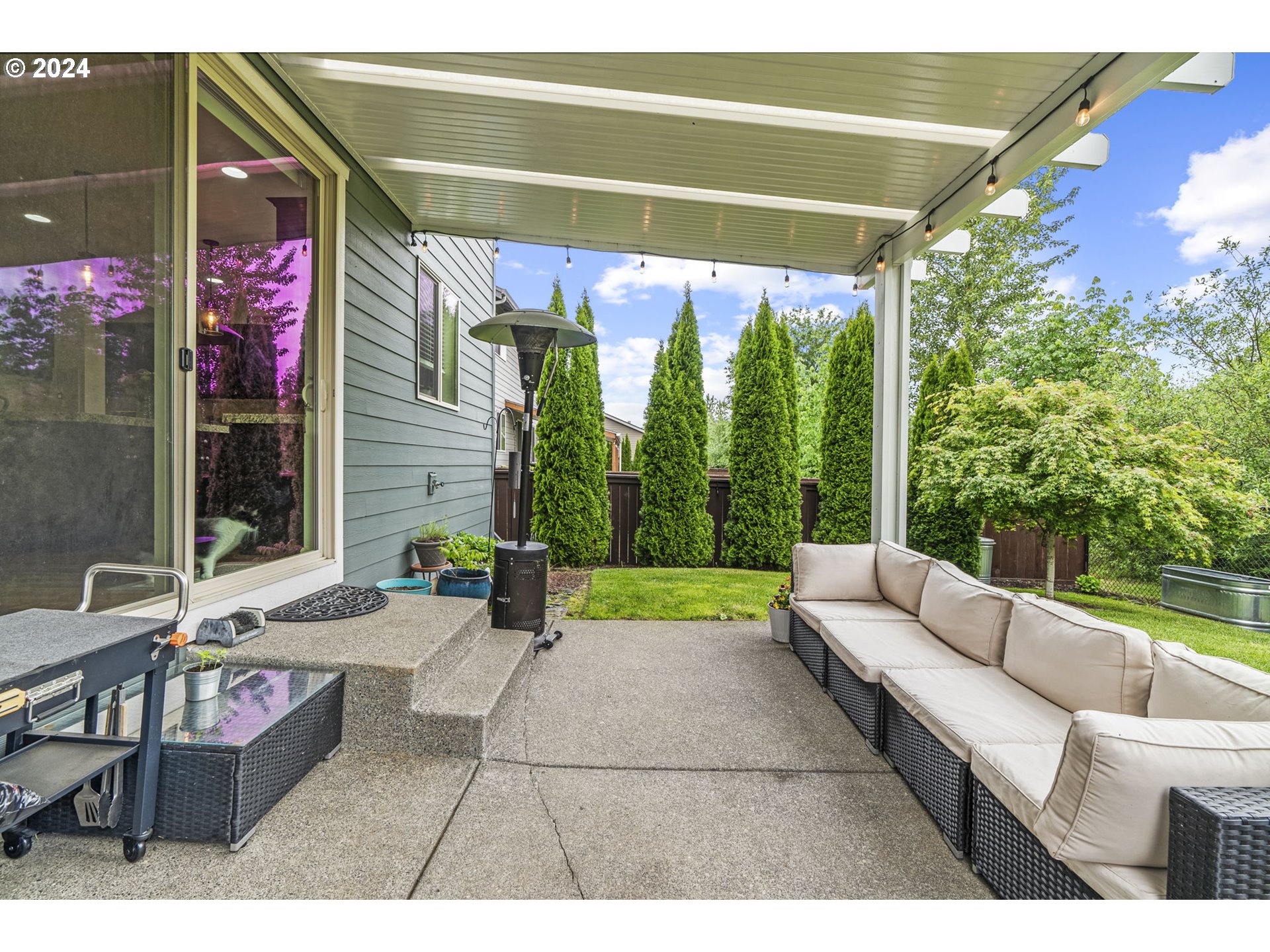 266 North Green Gables Loop Ridgefield, WA 98642 - Photo 31 of 37 a view of an outdoor sitting area