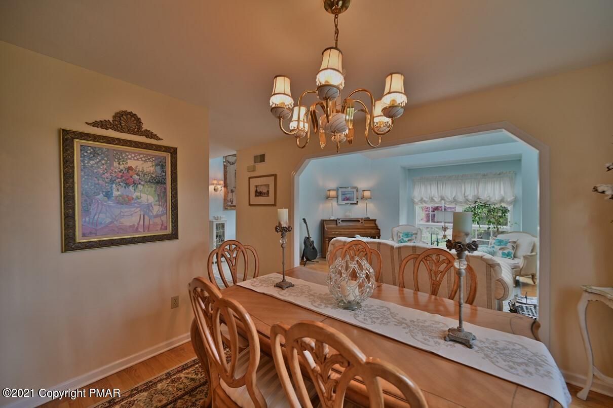 154 Skyview Circle Sciota, PA 18354 - Photo 36 of 114 Dining Room View to Living Room