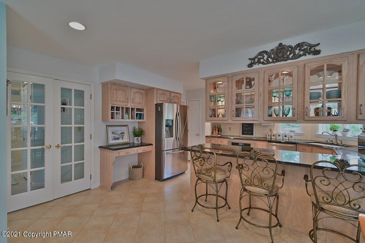 154 Skyview Circle Sciota, PA 18354 - Photo 42 of 114 Kitchen with French Doors