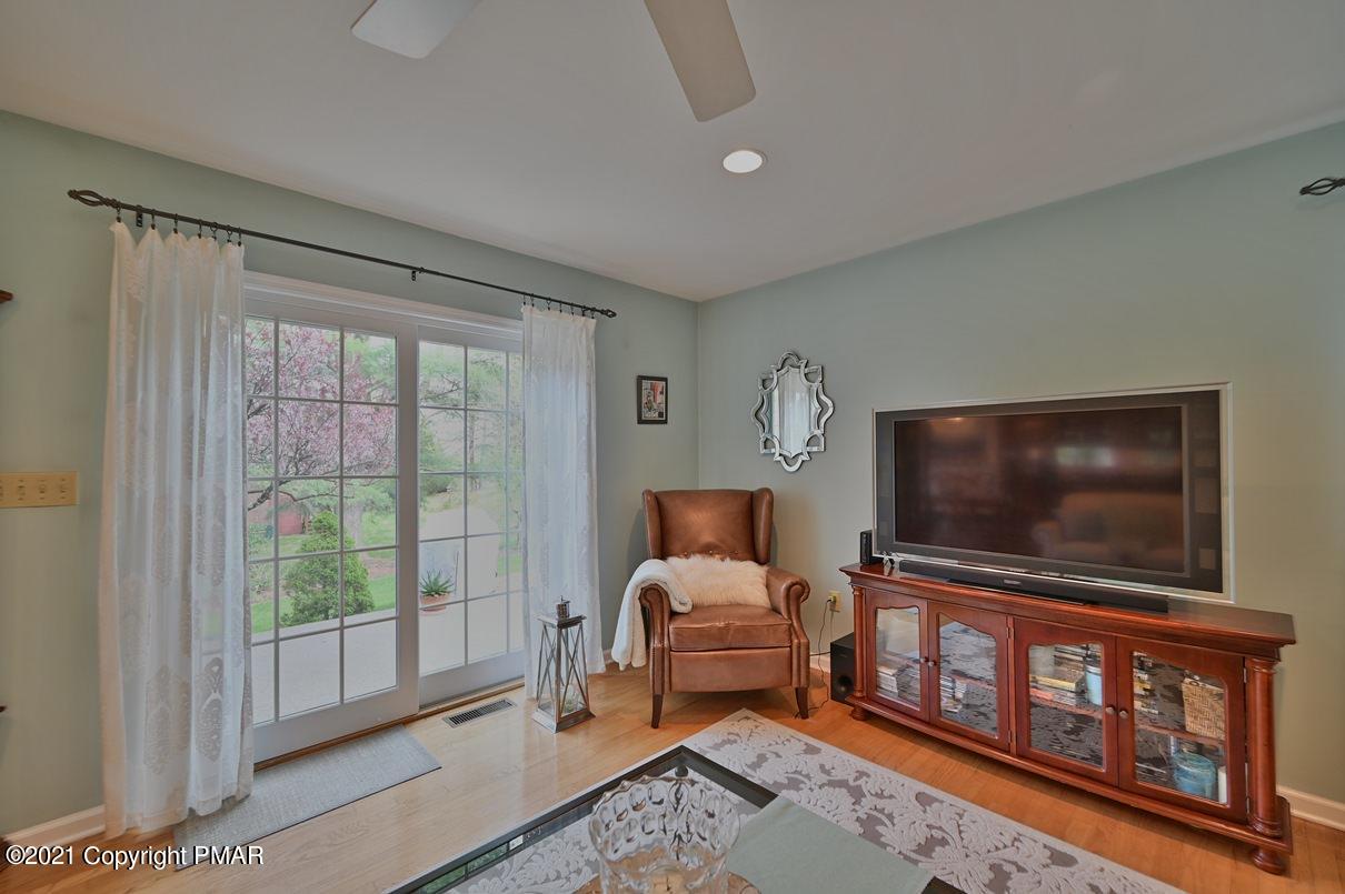 154 Skyview Circle Sciota, PA 18354 - Photo 51 of 114 Family Room