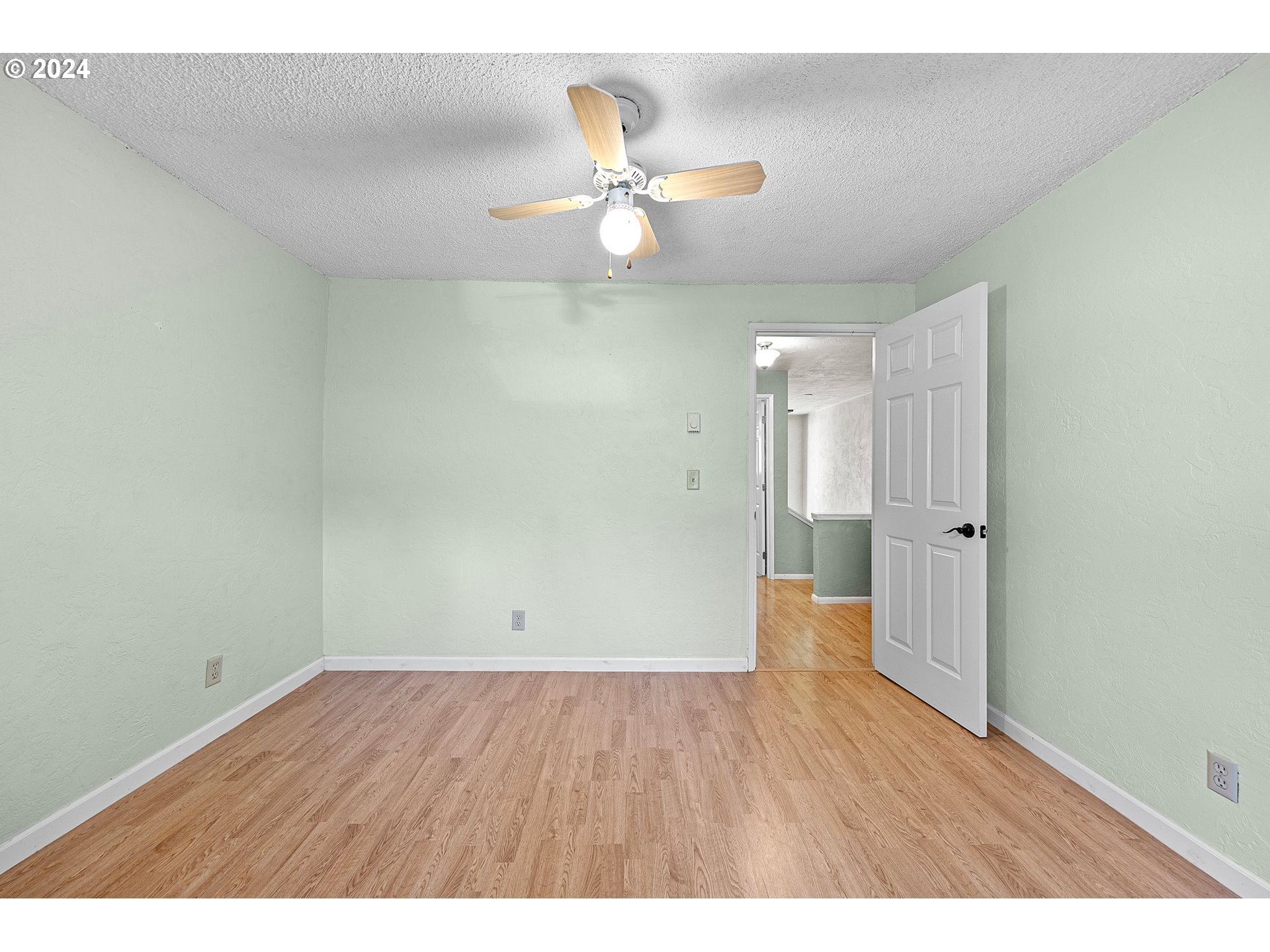 4441 Fox Hollow Road, Unit 5 Eugene, OR 97405 - Photo 27 of 31 Gallery Image 27
