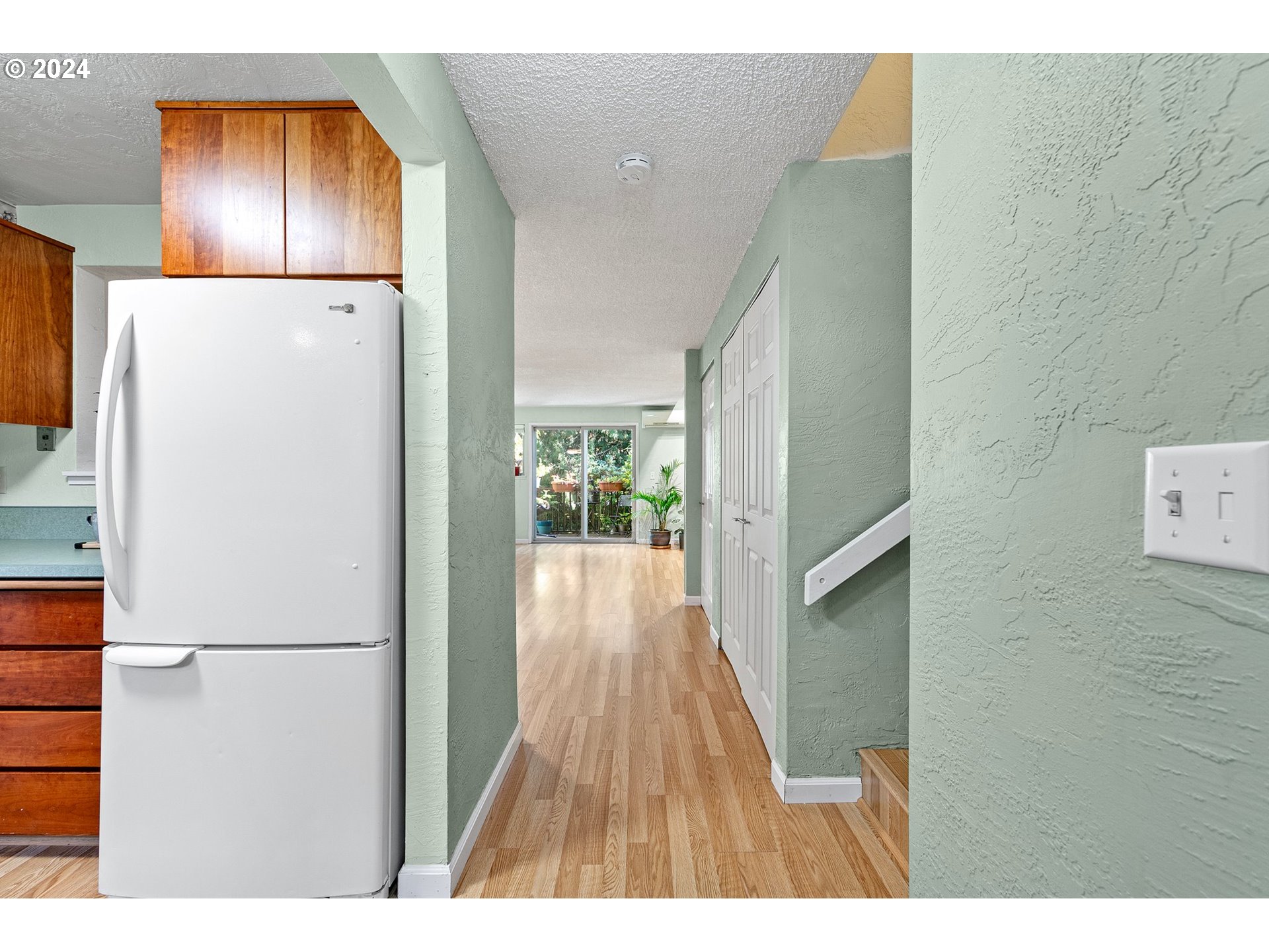 4441 Fox Hollow Road, Unit 5 Eugene, OR 97405 - Photo 10 of 31 Gallery Image 10