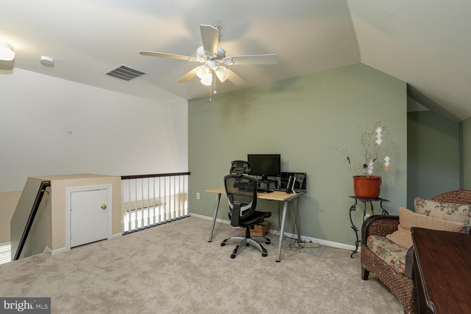 328 Brickhouse Road Princeton, NJ 08540 - Photo 19 of 23 Loft
