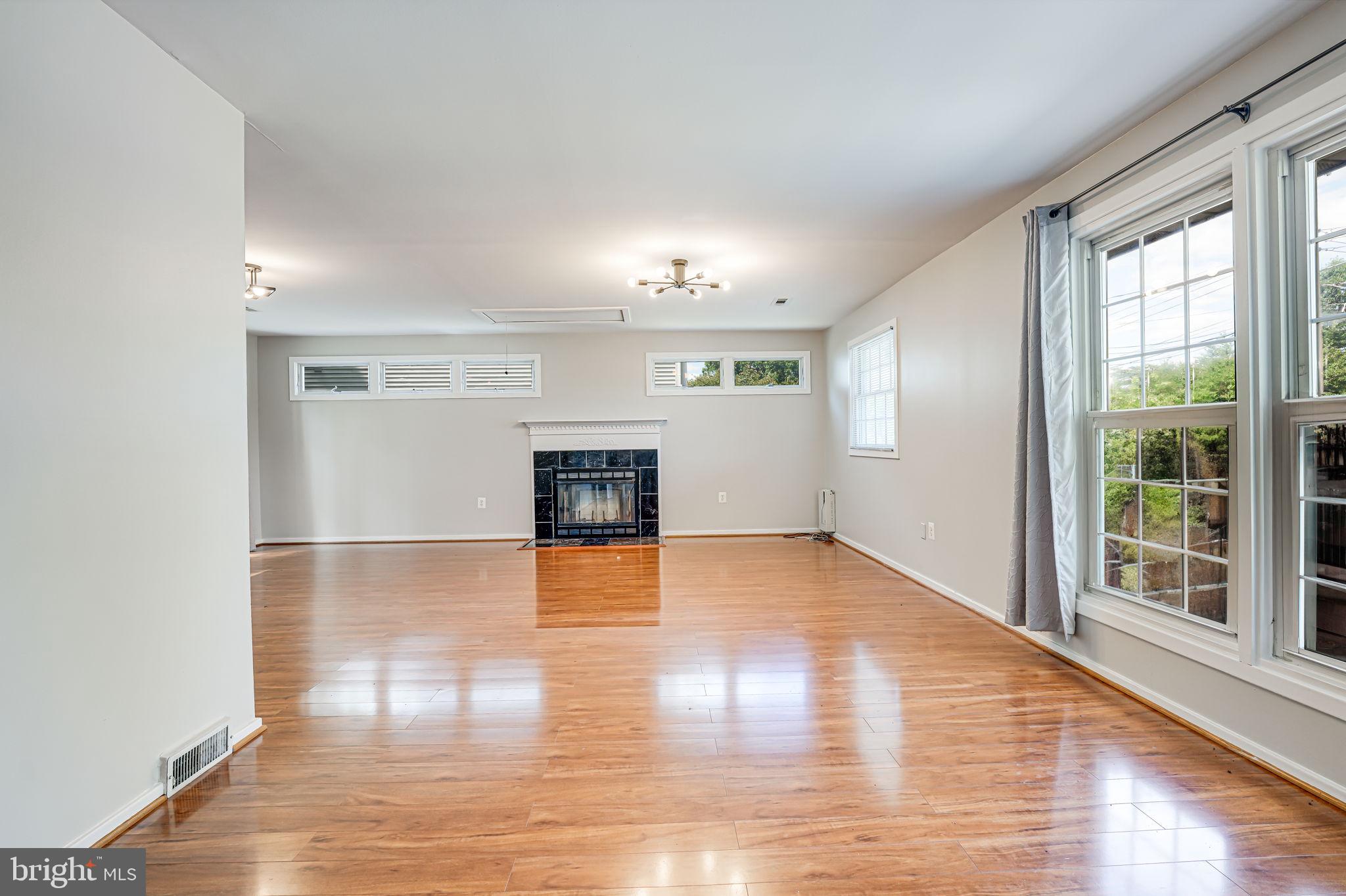 5924 Cauba Court Alexandria, VA 22310 - Photo 4 of 23