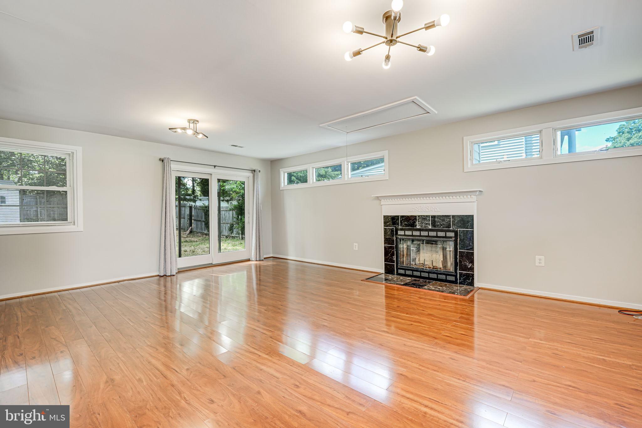 5924 Cauba Court Alexandria, VA 22310 - Photo 5 of 23