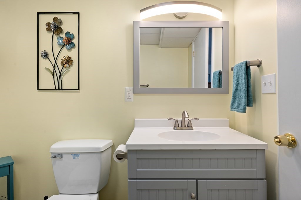 15 Harjean Road Billerica, MA 01821 - Photo 26 of 35