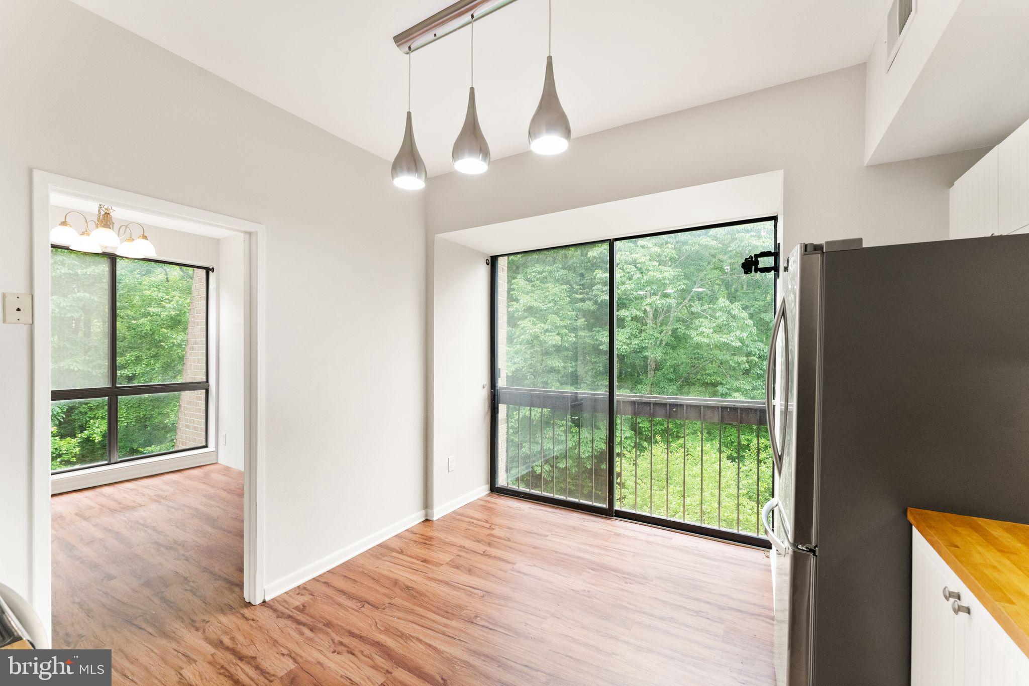 11560 Rolling Green Court, Unit 301 Reston, VA 20191 - Photo 16 of 34