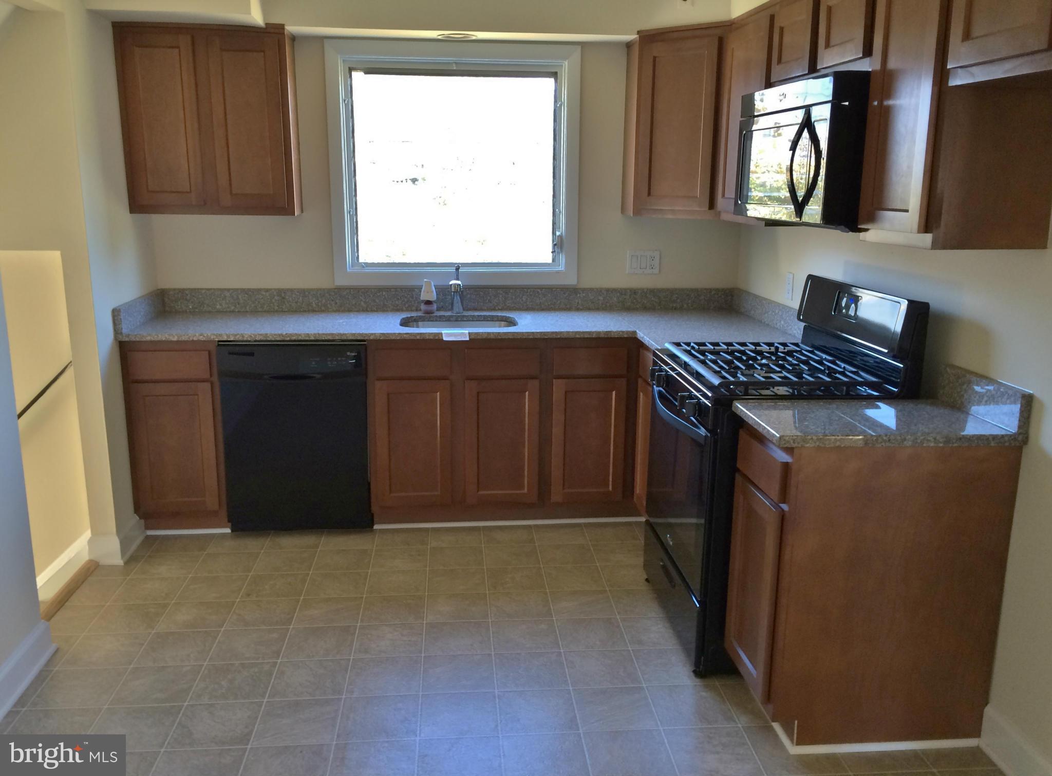 3406 Maryvale Road Baltimore, MD 21244 - Photo 4 of 11 Kitchen