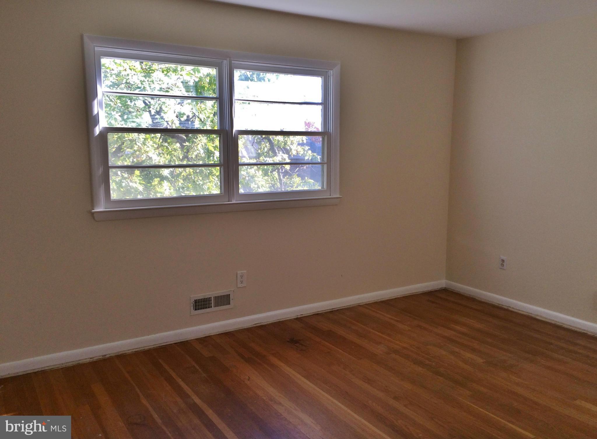 3406 Maryvale Road Baltimore, MD 21244 - Photo 5 of 11 Bedroom