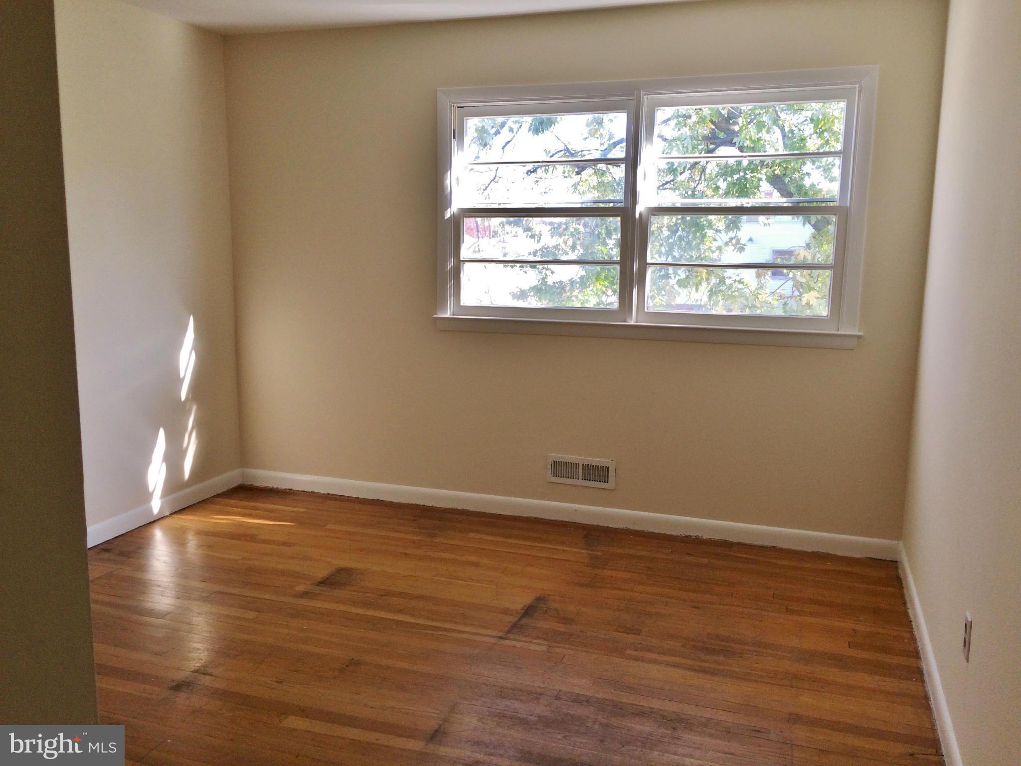 3406 Maryvale Road Baltimore, MD 21244 - Photo 7 of 11 Bedroom