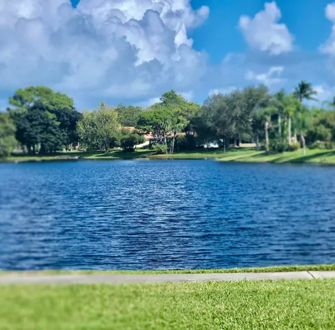 $365,000 | 6212 Southeast Windsong Lane, Stuart, FL 34997