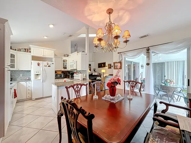 $365,000 | 6212 Southeast Windsong Lane, Stuart, FL 34997