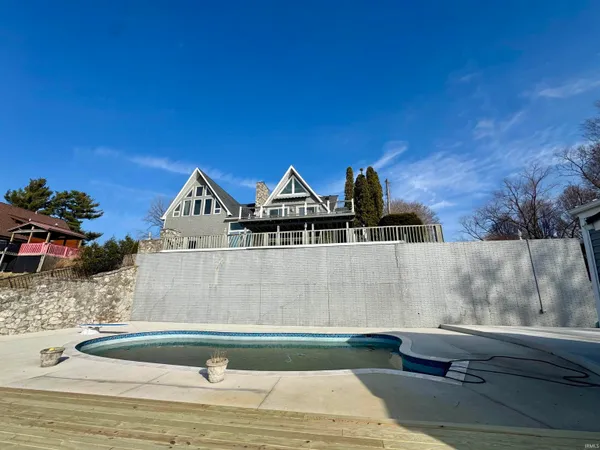 $1,250,000 | 9742 North 1175 West, Monticello, IN 47960