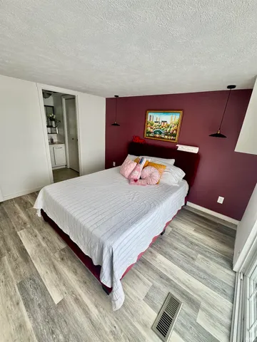 $1,250,000 | 9742 North 1175 West, Monticello, IN 47960