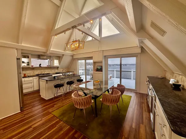 $1,250,000 | 9742 North 1175 West, Monticello, IN 47960