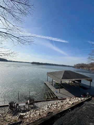 $1,250,000 | 9742 North 1175 West, Monticello, IN 47960