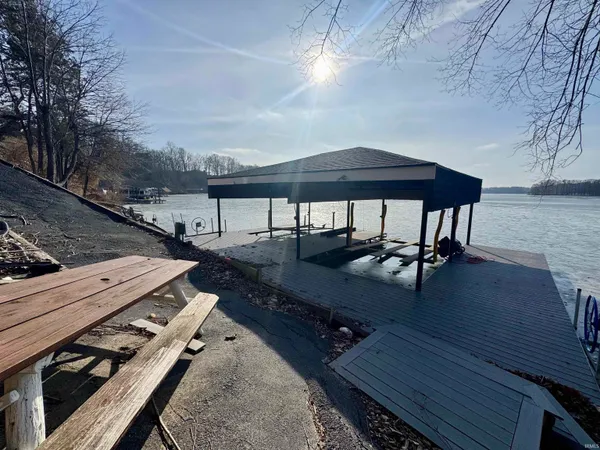 $1,250,000 | 9742 North 1175 West, Monticello, IN 47960