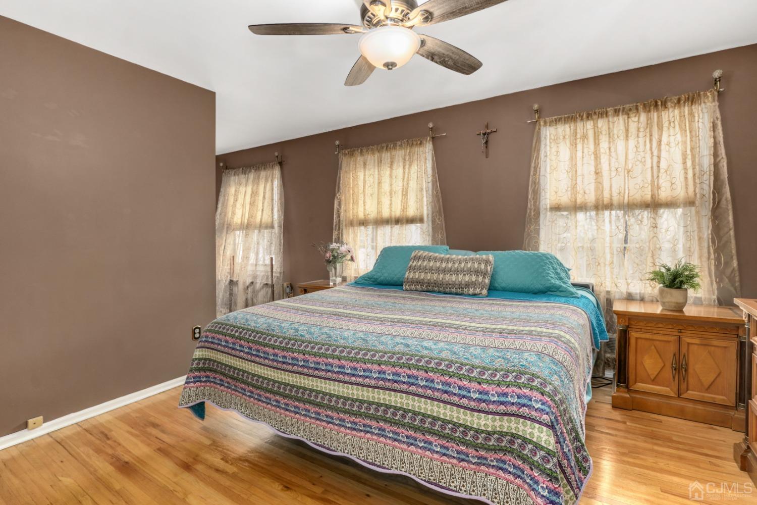 165 Howell Avenue Fords, NJ 08863 - Photo 15 of 31 a bedroom with a bed and a window