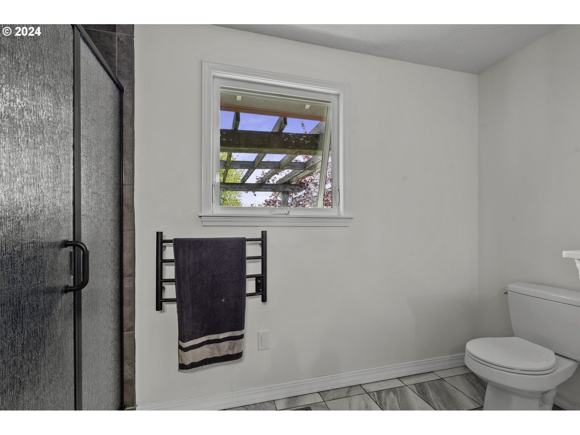 5370 Northeast Duniway Road Dayton, OR 97114 - Photo 21 of 48 Gallery Image 21
