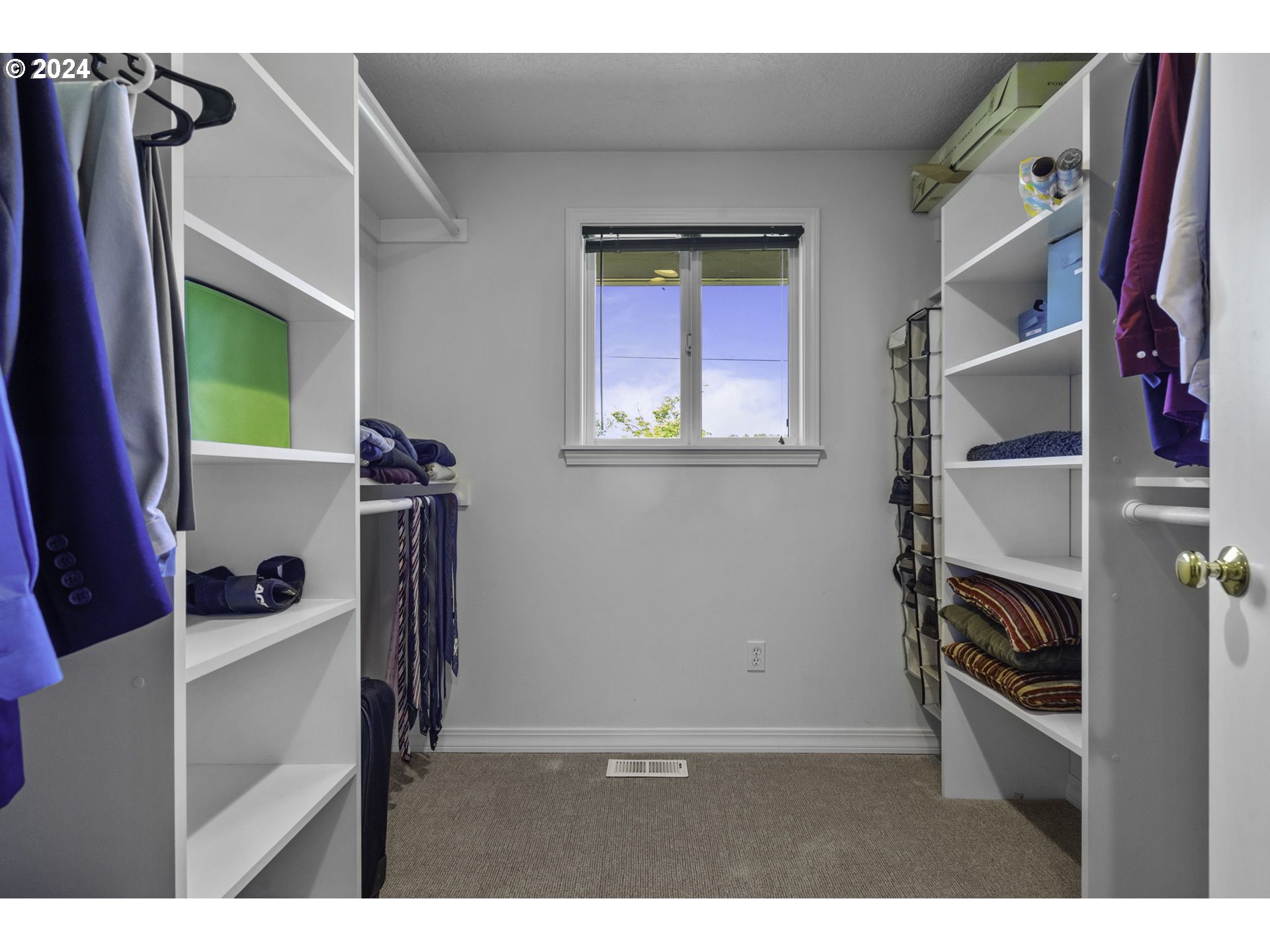 5370 Northeast Duniway Road Dayton, OR 97114 - Photo 23 of 48 Gallery Image 23