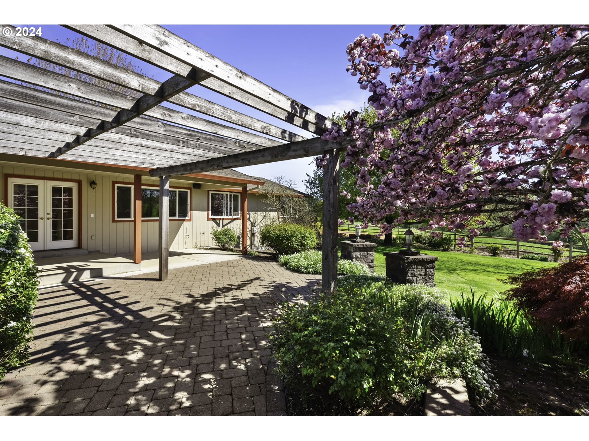 5370 Northeast Duniway Road Dayton, OR 97114 - Photo 41 of 48 Patio