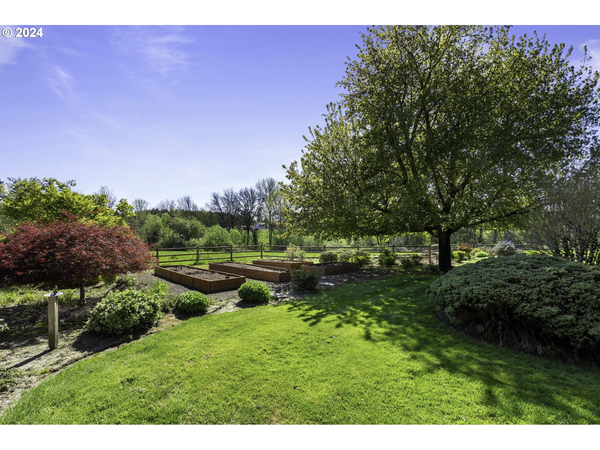 5370 Northeast Duniway Road Dayton, OR 97114 - Photo 42 of 48 Garden