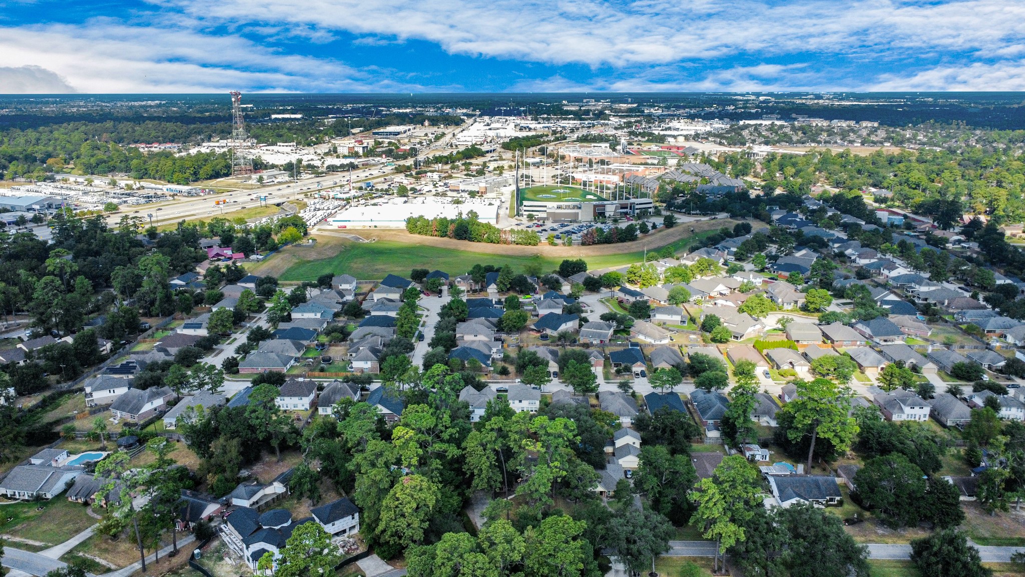411 Dover Lane Spring, TX 77373 - Photo 7 of 40 a view of a city