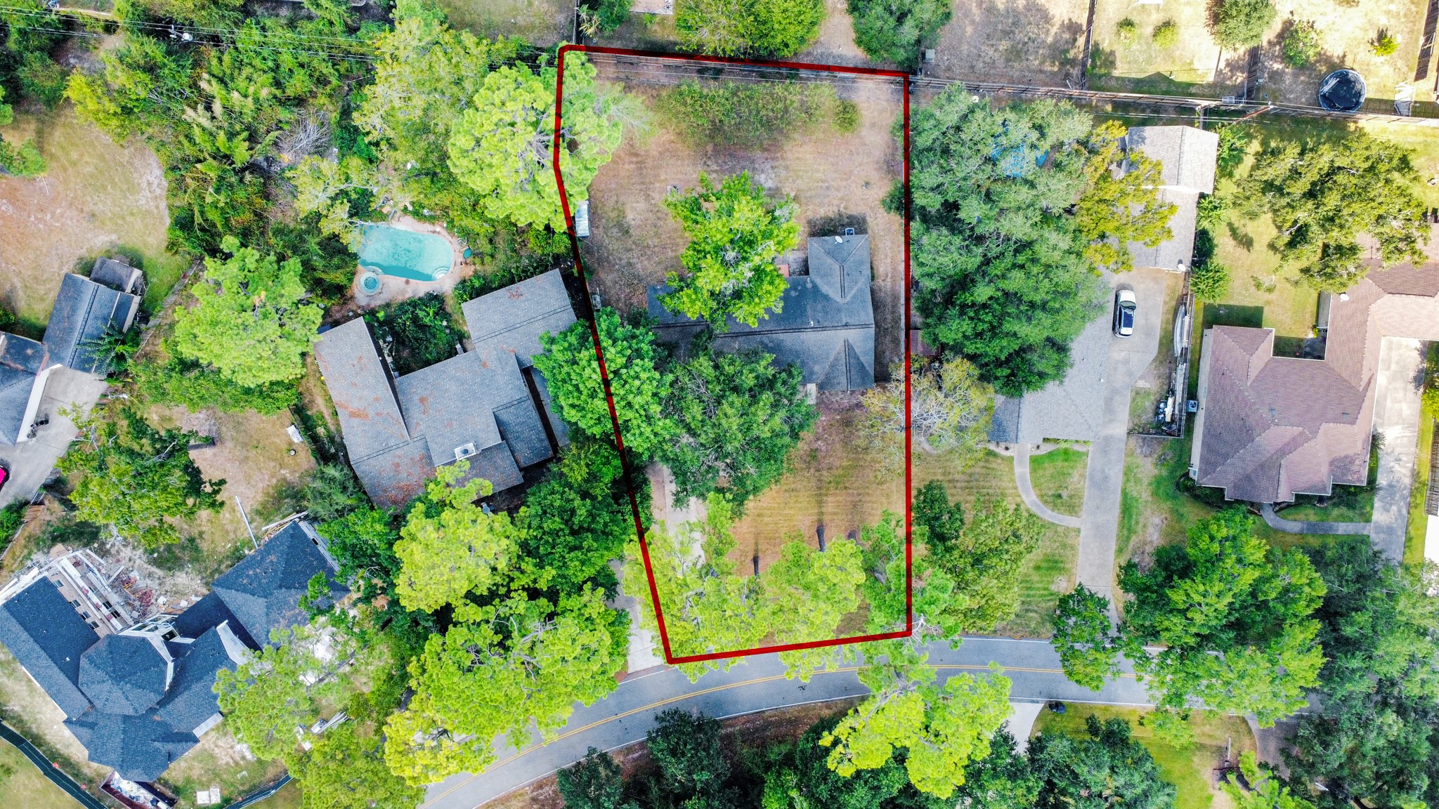 411 Dover Lane Spring, TX 77373 - Photo 8 of 40 an view of a garden with plants