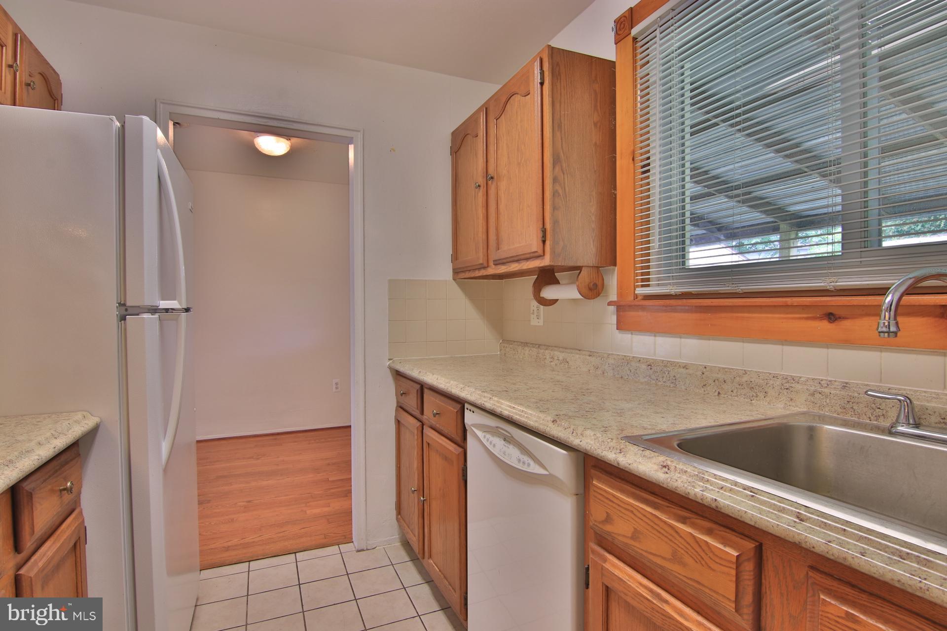 702 Cotter Road Glen Burnie, MD 21060 - Photo 12 of 24