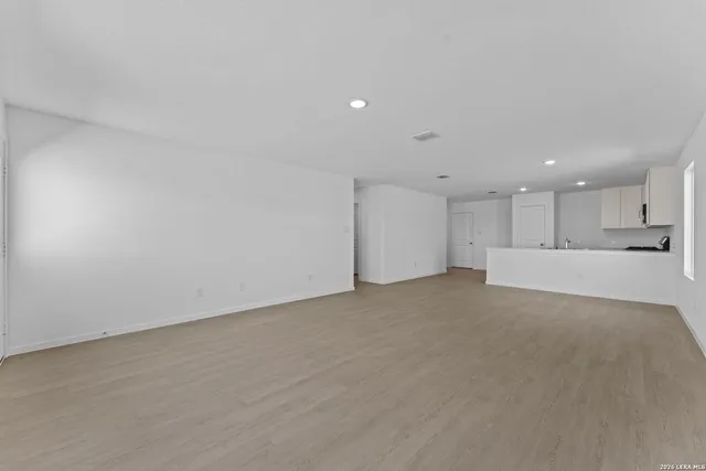 $275,000 | 114 Ellendale Place, Fredericksburg, TX 78624