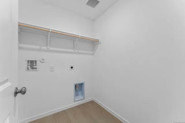 $275,000 | 114 Ellendale Place, Fredericksburg, TX 78624