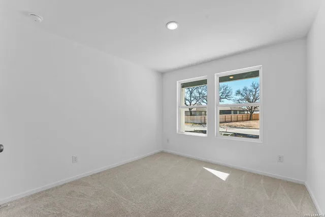 $275,000 | 114 Ellendale Place, Fredericksburg, TX 78624