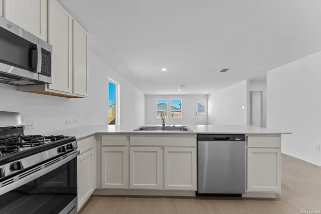 $275,000 | 114 Ellendale Place, Fredericksburg, TX 78624