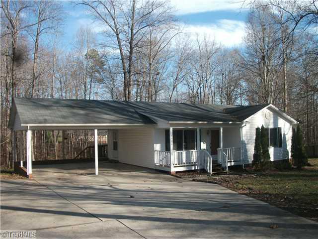 4406 Hunters Run Trinity, NC 27370 - Photo 15 of 15 Exterior Front.