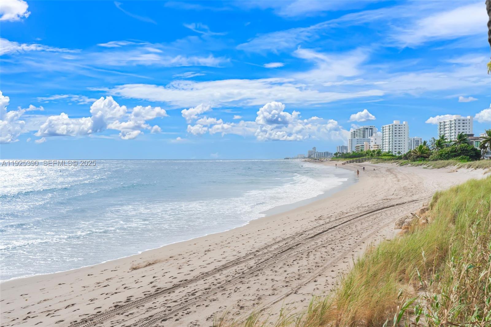 3406 Leigh Road Pompano Beach, FL 33062 - Photo 41 of 49 a view of a lake with a beach