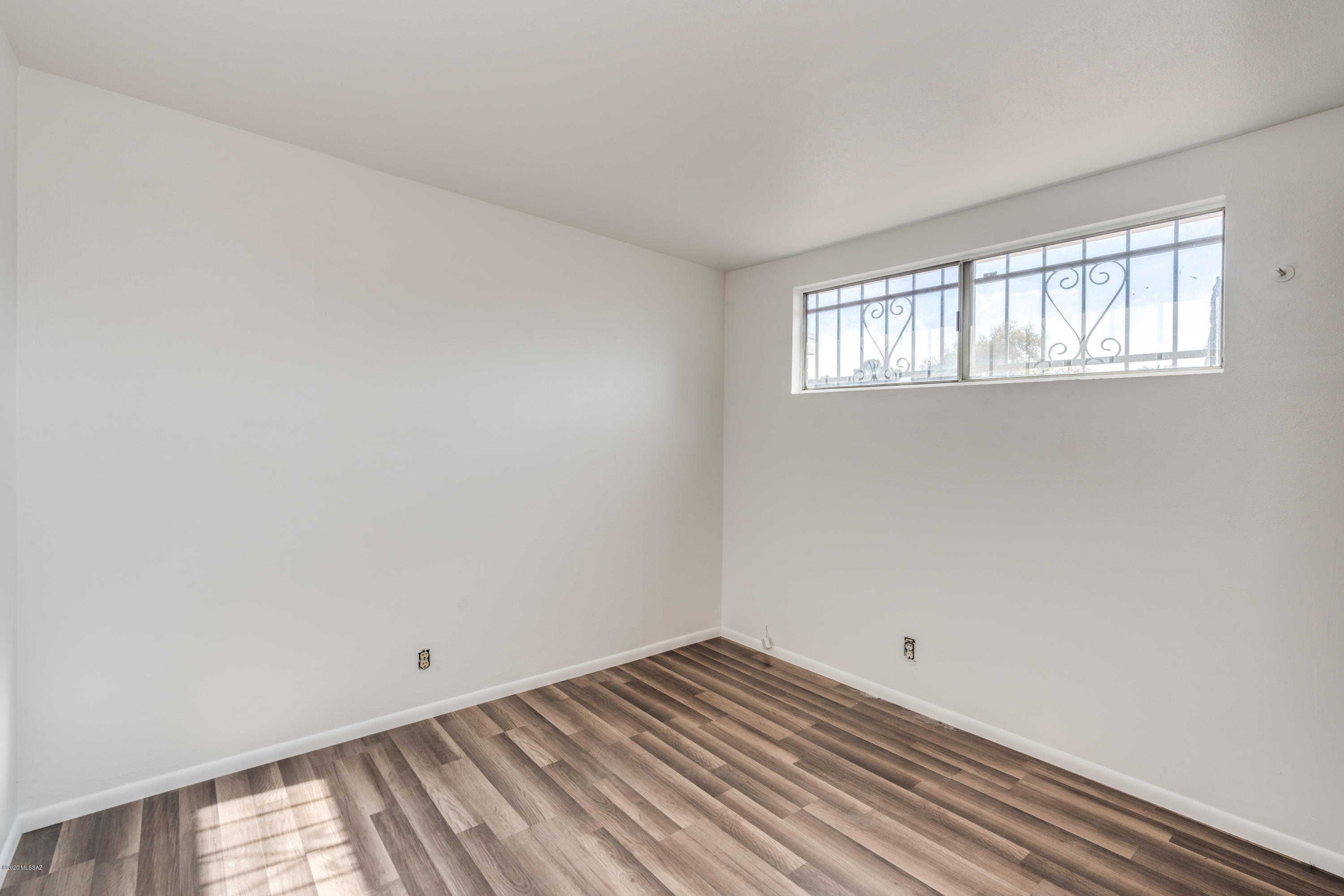 1661 South Prudence Road Tucson, AZ 85710 - Photo 15 of 22 Gallery Image 15