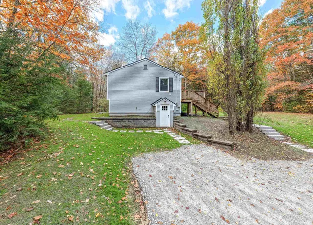 $509,900 | 447 Highway 104, Meredith, NH 03253