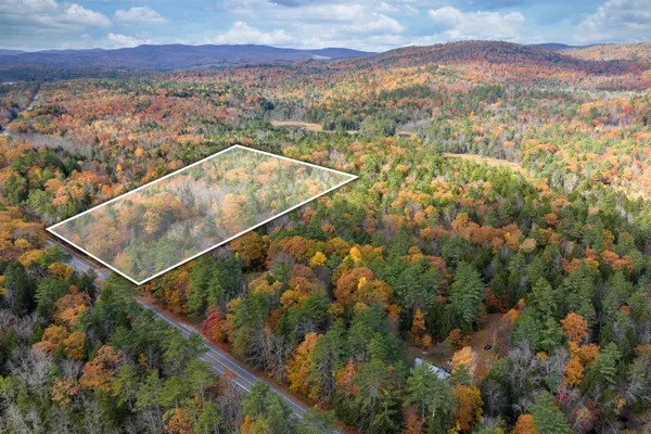 $479,000 | 447 Highway 104, Meredith, NH 03253