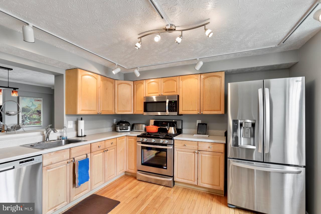 1497 Autumn Ridge Circle Reston, VA 20194 - Photo 4 of 25