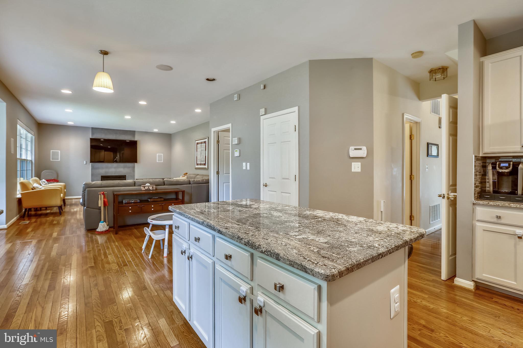 13112 Limetree Road Silver Spring, MD 20904 - Photo 14 of 76 Gourmet Kitchen