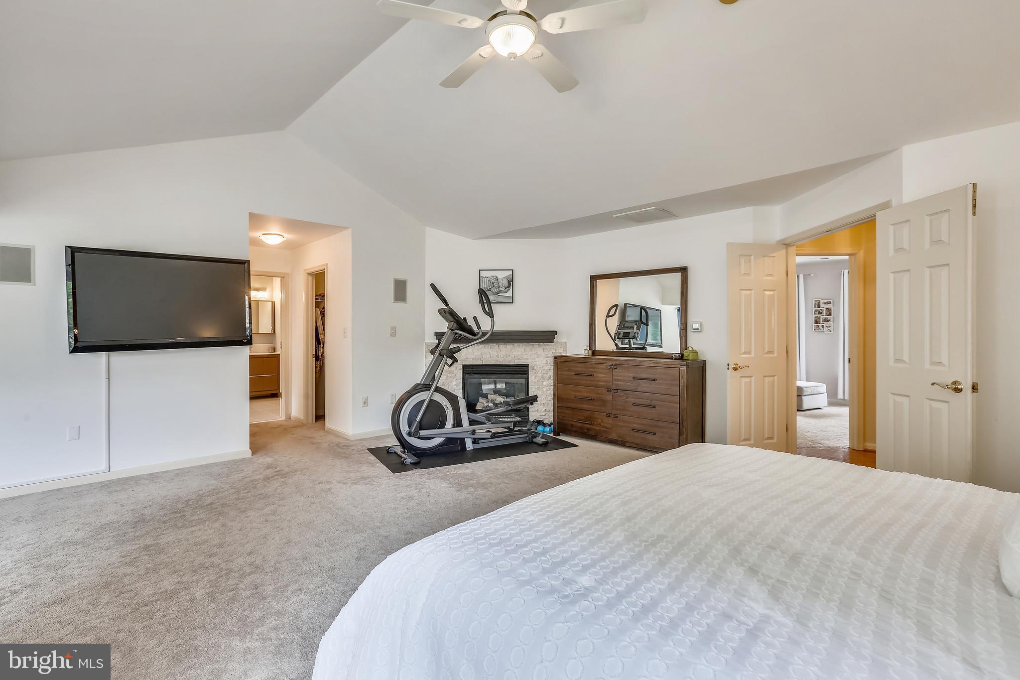 13112 Limetree Road Silver Spring, MD 20904 - Photo 31 of 76 Owners suite