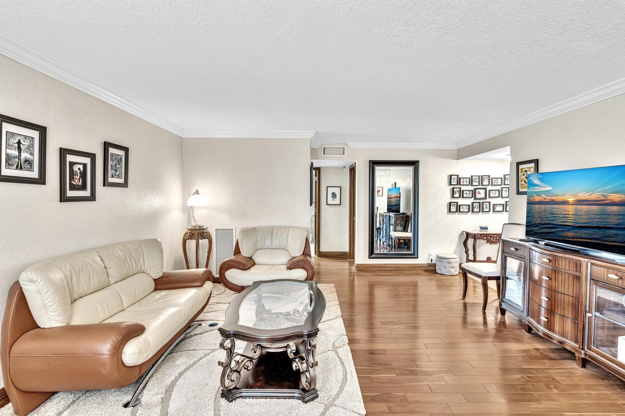 5650 Camino Del Sol, Unit 207 Boca Raton, FL 33433 - Photo 12 of 47 DSC00476