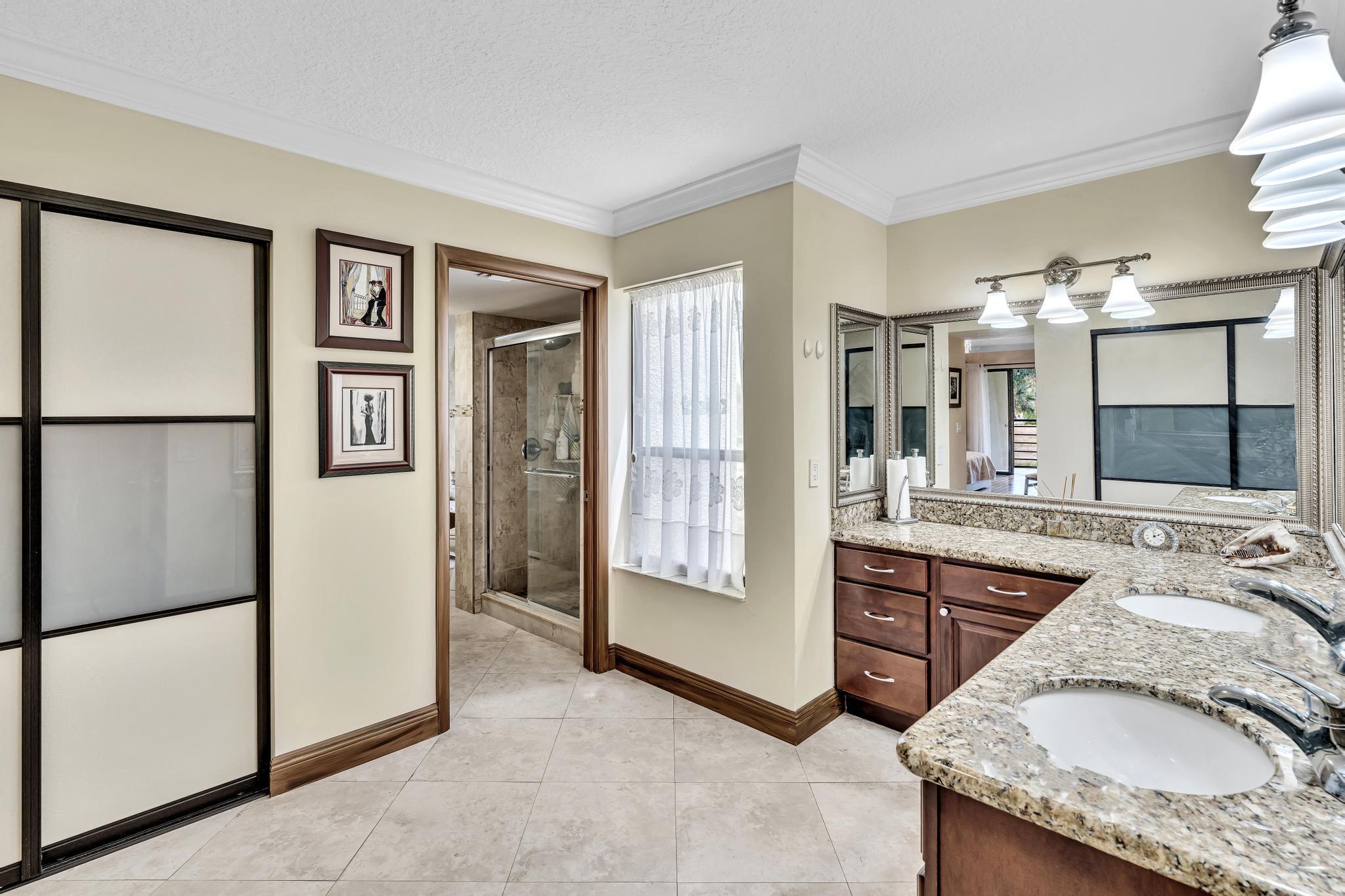 5650 Camino Del Sol, Unit 207 Boca Raton, FL 33433 - Photo 15 of 47 DSC00266
